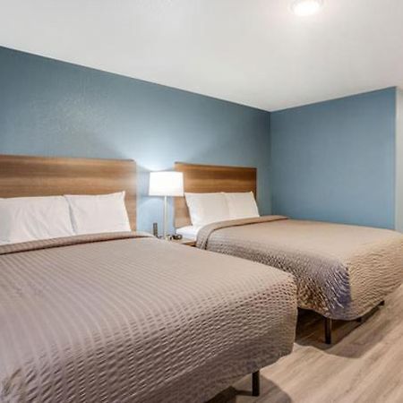 Woodspring Suites Detroit Farmington Hills Exterior photo